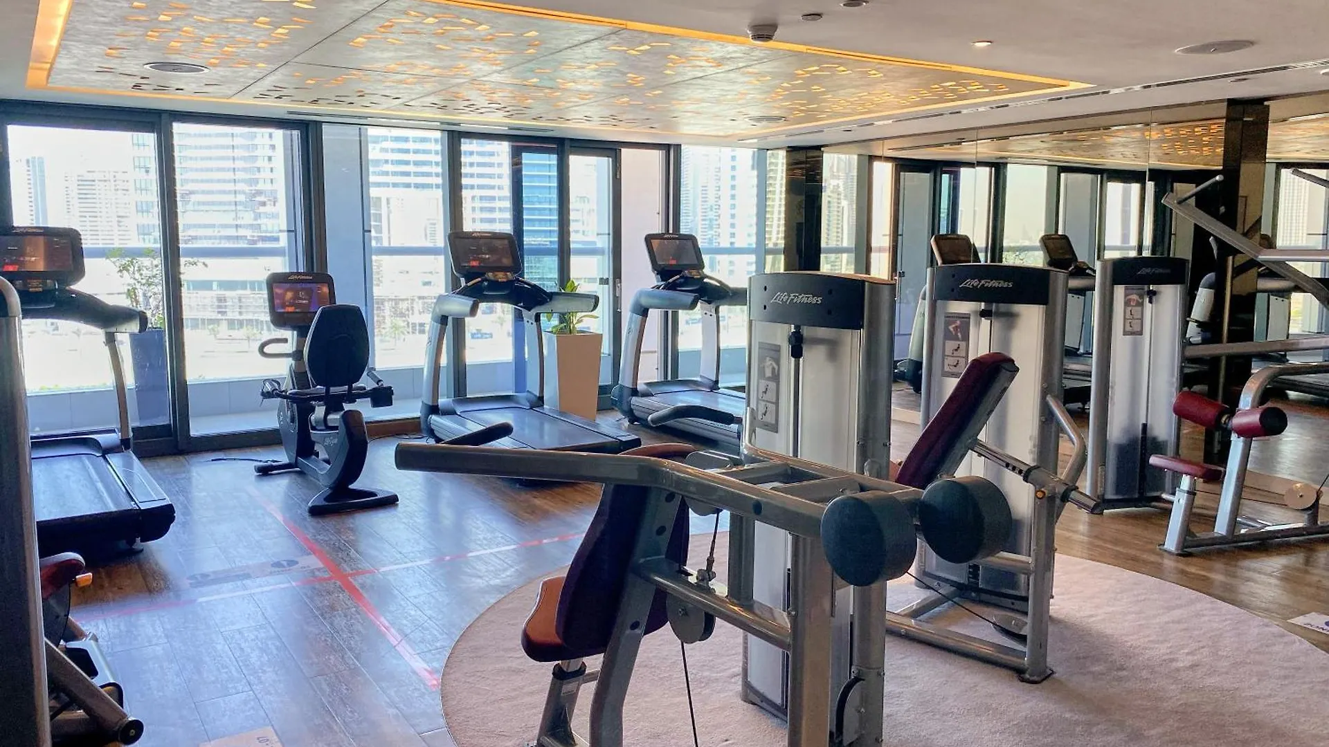 Aliving Classic 1Br Paramount Towers Business Bay-6105 Dubai United Arab Emirates